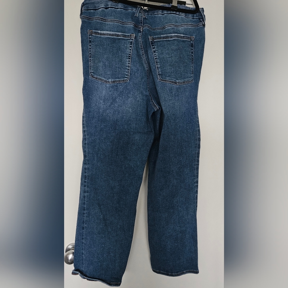 Good American All Fits Jeans